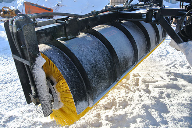 щетка дорожная задняя SPB 3